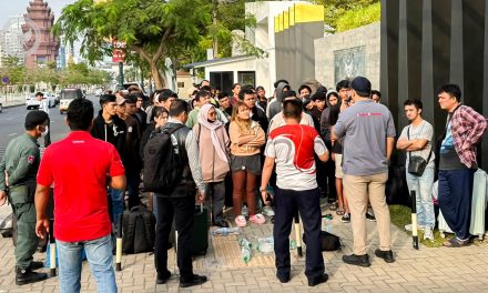 KBRI Phnom Penh Diserbu WNI Usai Penggerebekan Jaringan Scam di Kamboja