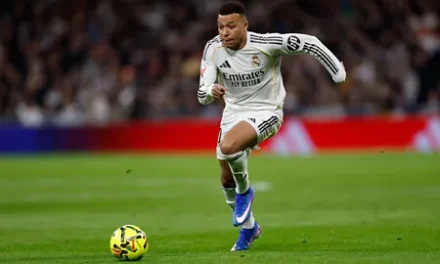 Cedera Lutut Mbappe Jadi Tantangan Awal Tahun Real Madrid 2026