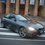 BMW 320i F30 di Jalanan Indonesia: Nyaman, Responsif, dan Tetap Irit?