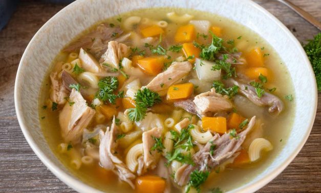 Ternyata Ini Alasan Sup Terasa Lebih Enak Saat Dipanaskan Keesokan Hari