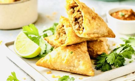 Viral! Samosa Ayam Renyah Berempah Ini Bisa Dibuat di Rumah