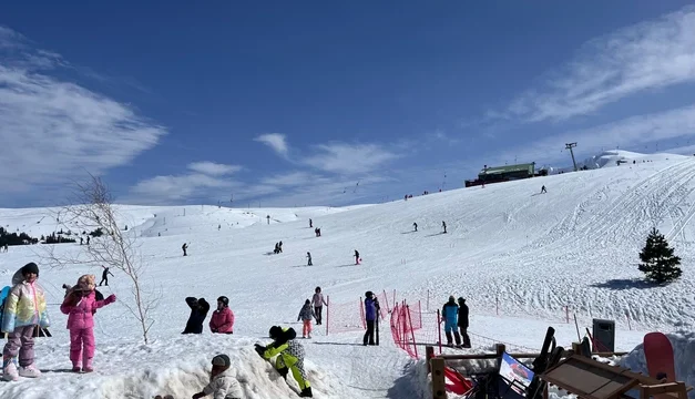 Serasa di Film Frozen, Uludağ Turki Jadi Surga Salju Favorit Wisatawan Dunia