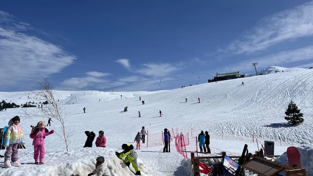 Serasa di Film Frozen, Uludağ Turki Jadi Surga Salju Favorit Wisatawan Dunia