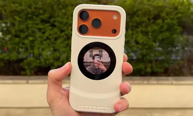 Viral! Casing iPhone 17 Pro Ini Bisa Tampilkan Kamera Belakang untuk Selfie
