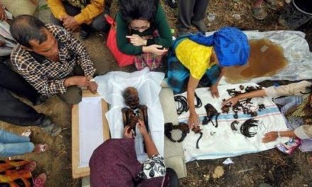 Viral! Ritual Menggali Tulang Leluhur dalam Tradisi Batak Mangokal Holi, Ini Maknanya