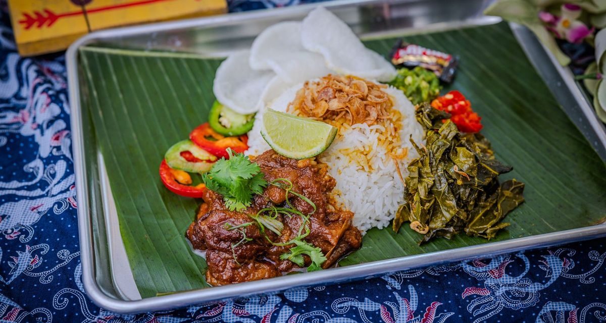 Rendang Republic Chicago Raih Banyak Penghargaan