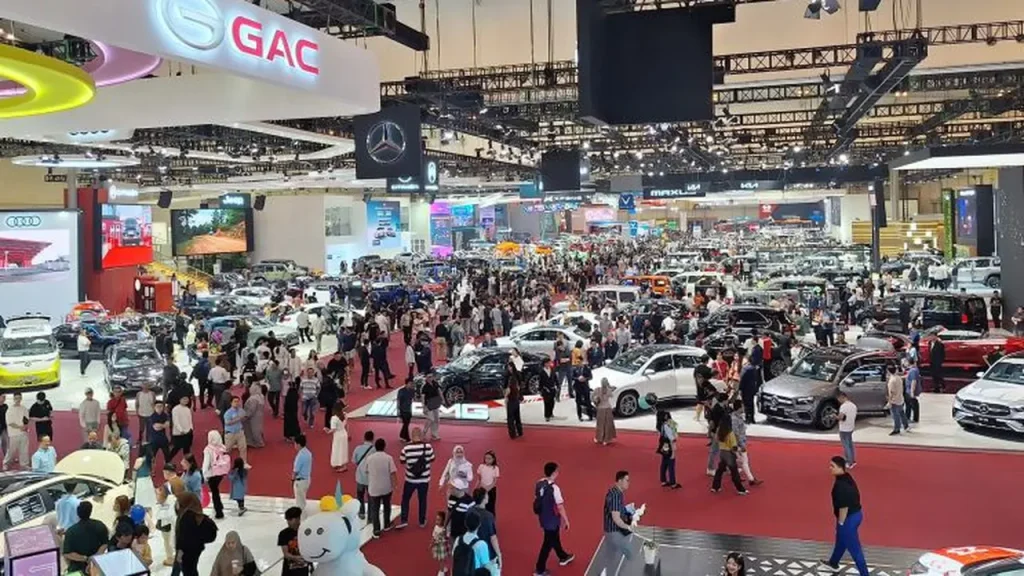 GIIAS 2026 di ICE BSD City menampilkan berbagai mobil terbaru dari produsen otomotif dunia.