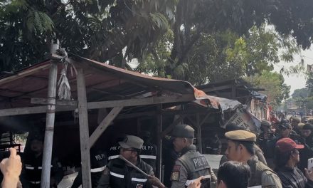 15 Bangunan Liar di Bantaran Kali Cengkareng Dibongkar, Pemkot Tegaskan Lahan untuk Kepentingan Umum