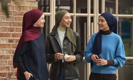 Inspirasi Padu Padan Rok Panjang untuk Hijabers agar Tampil Modis dan Elegan