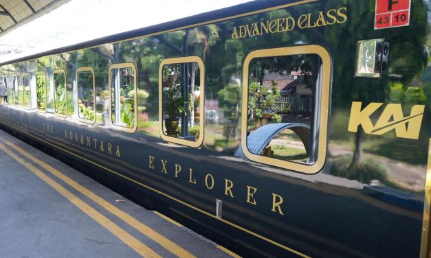 Nusantara Explorer, Kereta Wisata Mewah KAI yang Hadirkan Pengalaman Hotel Berjalan di Pulau Jawa