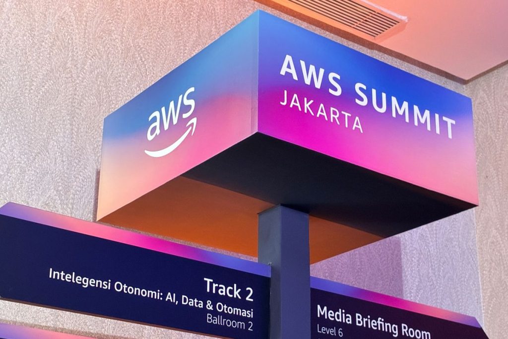 AWS Summit Jakarta 2026 membahas teknologi AI cloud dan inovasi digital untuk transformasi bisnis Indonesia.