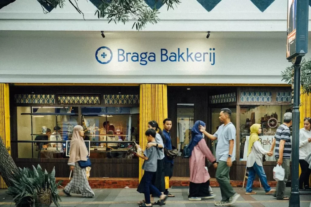 Rekomendasi tempat makan di Braga Bandung untuk wisata kuliner akhir pekan