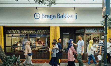 5 Tempat Makan di Braga Bandung untuk Wisata Kuliner Akhir Pekan
